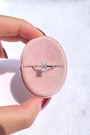 0.98 Karat Baget Tektaş Yüzük - Crystal Diamond Zirconia