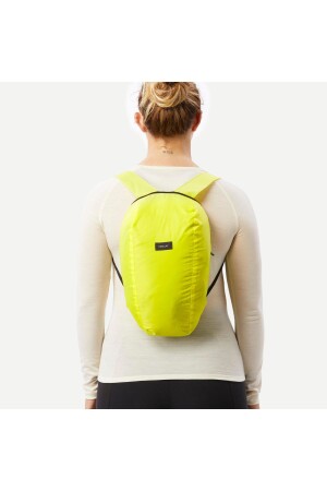 حقيبة ظهر مقوّمة - 10 ليترات - صفراء - السفر - Decathlon