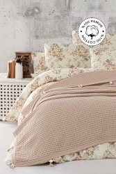 %100 Pamuklu Çift Kişilik Yatak Örtüsü Pike, Waffle Desen, Ponponlu Kahverengi Pike 01.3001.02 - Vionel Home