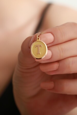 14 Carat Gold Vintage Oval T Letter Pendant UCHRFOVLENSTLJKT - Bayar Gold