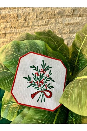 2 Pieces Decorative Coquina Flower New Year Pattern Cocktail Presentation Napkin Coffee Side - Soft Colours