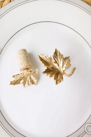 2 Pieces Decorative Gold Bay Leaf Stopper 2687 - Emtory Home