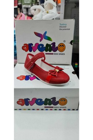 23 Nisan Çocuk Babeti - İzabel Shoes
