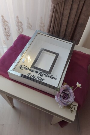 30x40 Cm Ledli Ve Isimli Fotoğraf Bölümlü Tasarım Gül Kutusu Anı Çerçevesi! Ayna Çerçeve! - Verda Çerçeve