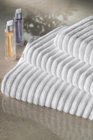 4 Pieces Wave Hotel Hand Face Head Towel 50x90 250gr - Otelonia