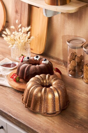50. Year Cake Mold Gold - Emsan