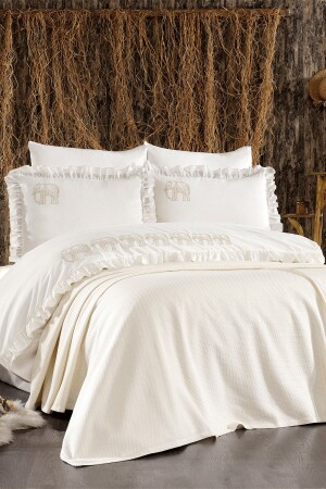 7-Piece Amazon Double Cotton Cream Duvet Cover Set with Elephant Pattern, Ruffles and Pique Bedspread STCKHMNEV1AMZ - Minelya Home Collection