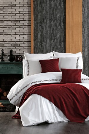 9 Piece Embroidered and Knitwear Runner Covered Ilgaz Double Cotton Burgundy Duvet Cover Set STCKHMNEV1ILG - Minelya Home Collection