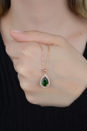 925 Sterling Silver Green Stone Drop Design Necklace Essakly251 - ESSARE