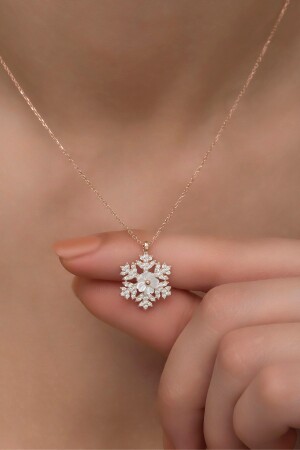 925 Sterling Silver Magnolia Flower Detailed Zircon Stone Snowflake Necklace NRZ998297 - NEREZE