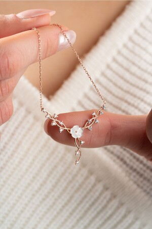 925 Sterling Silver Magnolia Flower Ivy Model Necklace - Nereze
