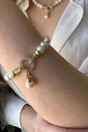 925 Sterling Silver Women's Dorica Bulk Pearl Bracelet ST09955Y - Birinci1926