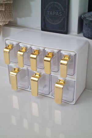 Acht Gewürzdosen-Set mit Ständer, goldenem Griff und weißem Deckel – 161280-821 1033376. 0014 - Herevin
