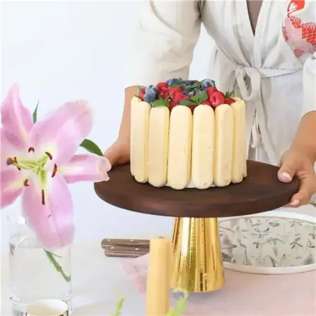 Akayev Ahşap 28 Cm Altın Konik Ayaklı Sunumluk - Akayev