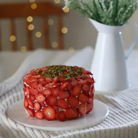 Akayev Mermer 25 Cm Beyaz Yuvarlak Sunum Tabağı - Akayev