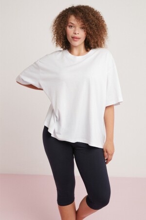 Allison Women's 100% Cotton Oversize Round Neck Half Sleeve White Plus Size T-shirt - Ethiquet