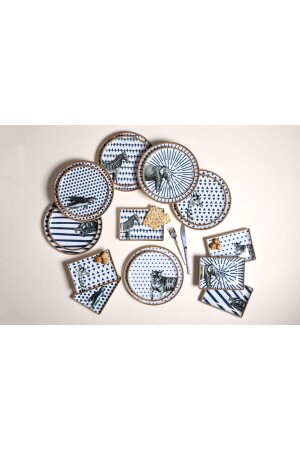 Animals 18 Piece Treats & Breakfast Set for 6 People 04por034662 8682449068982 - Porland