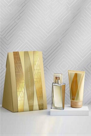 Attraction Damenparfüm und Körperlotion-Geschenkpaket AVONPAKT0360 - Avon