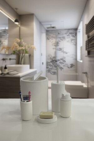 Auaro 5 Parça Beyaz Çizgili Eco Kapaklı Yuvarlak 5'li Banyo Seti - Biltaş Plastik