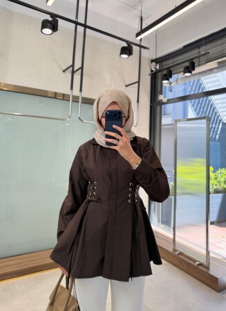 Bağcık Detaylı Poplin Gömlek - Kahve - Nuuwears