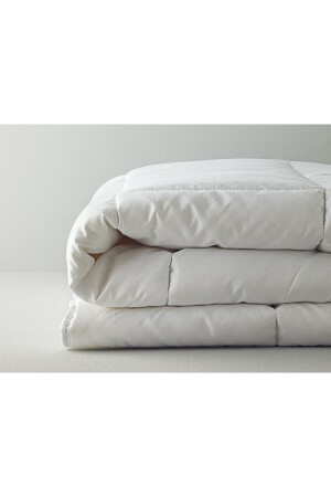 Bamboo Double Quilt 195x215 Cm White - English Home