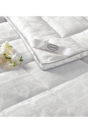 Bamboo King Size Quilt - Linens