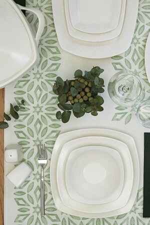 Begonia 60 Pieces Porcelain Dinner Set for 12 People 600. 15. 01. 0846 - Emsan