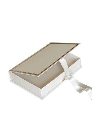 Beige Book Box - Ambalaj Hikayeleri