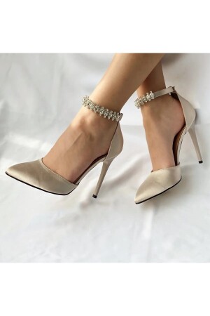 Beige Satin-Abendschuhe mit Stiletto-Absatz und Steinabsatz - İa İleriadim
