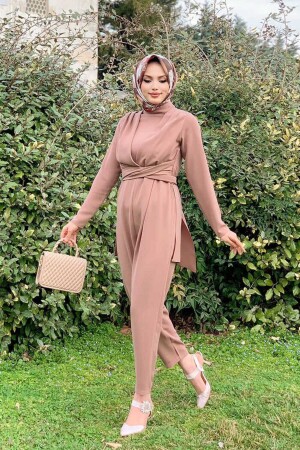 Bel Bağlama Detaylı Yarım Boğaz Detay Tulım 3672 Taba - Bym Fashion