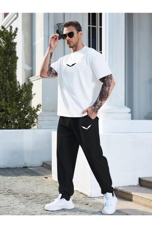 Beyaz T-shirt Siyah Eşofman Altı Jogger- Baskılı Alt Üst Eşofman Takım Oversize Bisiklet Yaka - Clayes