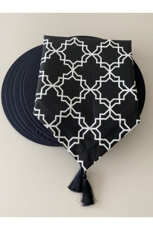 Black Classic Patterned Runner and 6-Piece Charger Set 123SYHKLSK - PREMIER
