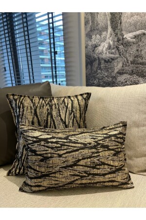 Black Gold Detailed Throw Pillow Case - Decamor Home