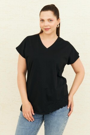 Black Lace Garnished T-shirt - Curly