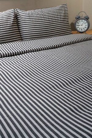 Black Striped Linen Double Duvet Cover and Pillow Set 200x220 Cm KTNNVRS - vivamaison
