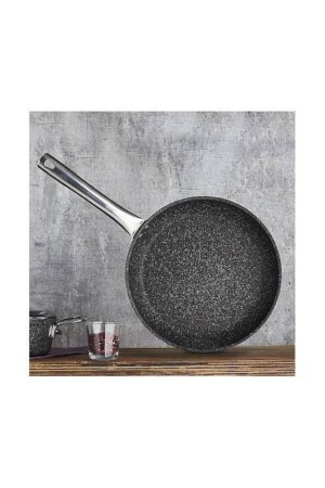 Blackline Pan 28cm FLZ-BLCKLN28TV-SIY - Falez