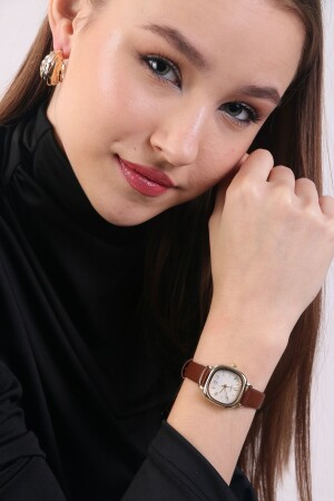 Brown Leather Band Vintage Retro Minimal Women's Wristwatch kd142168 - pierrose