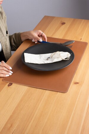 Brown Pu Leather Minimal Placemat - Non-Slip & Decorative & Tableware Presentation - Dk Leather