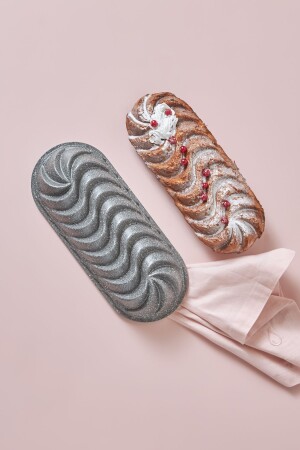Bukle Baton Cake Mold Gray 600. 15. 01. 2817 - Emsan