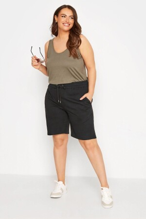 Büyük Beden Cepli Beli Büzgülü Bol Kesim Jogger Şort 124734 - Stil Diva