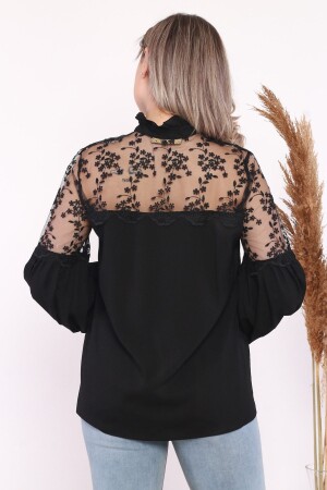 Büyük Beden Dantel Detaylı Krep Gömlek - Loom Boutique