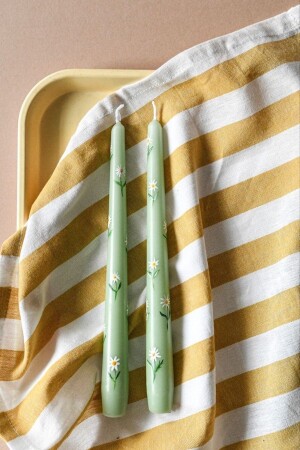 Candlestick Candle Daisy Pattern Single - Nymphis