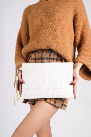 Capone Paris Cream Women's Clutch Bag 356-Z003-MDC-01-0001 - Capone Outfitters