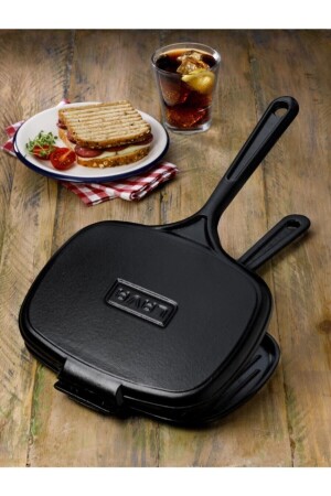 Cast Iron Elliptical Hand Toaster 18x26 Cm LV TST 1826 MAT BL - Lava