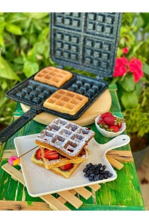 Cast Iron Waffle Pan CML0107 - COOKCASE