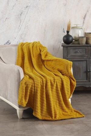 Comfy Striped Wellsoft TV Blanket 110x180 Cm - Cotonila