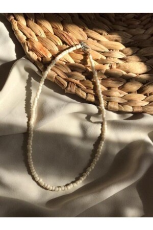 Cream Color Bead Necklace - Handcraft Design