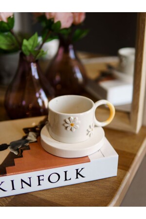 Daisy Pattern Handmade Ceramic Mug - Terraco Ceramic