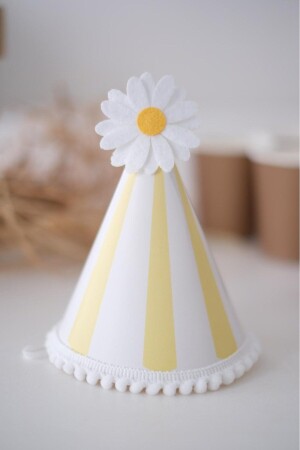 Daisy Themed Cardboard Hat - Partifabrik