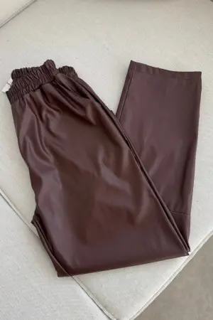 Deri Dikişli Havuç Pantolon Acı Kahve - Nuuwears